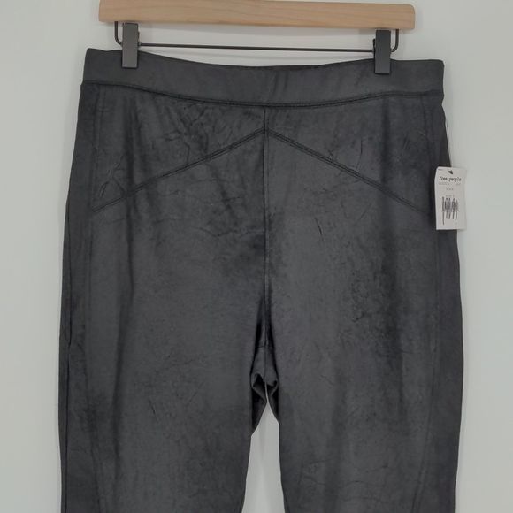 Free People Women's Midnight Vegan Suede Skinny Pants Size Large Pull On Legging - Picture 2 of 15